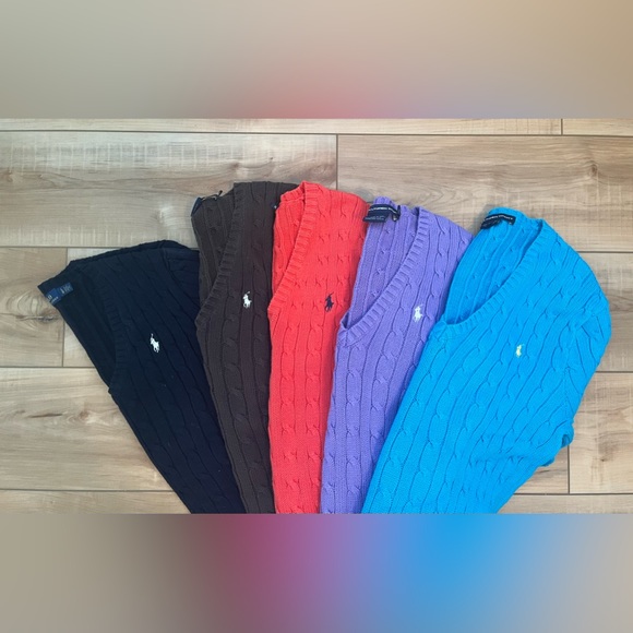 Five beautiful Ralph Lauren, cable-knit  sweaters - Picture 2 of 14